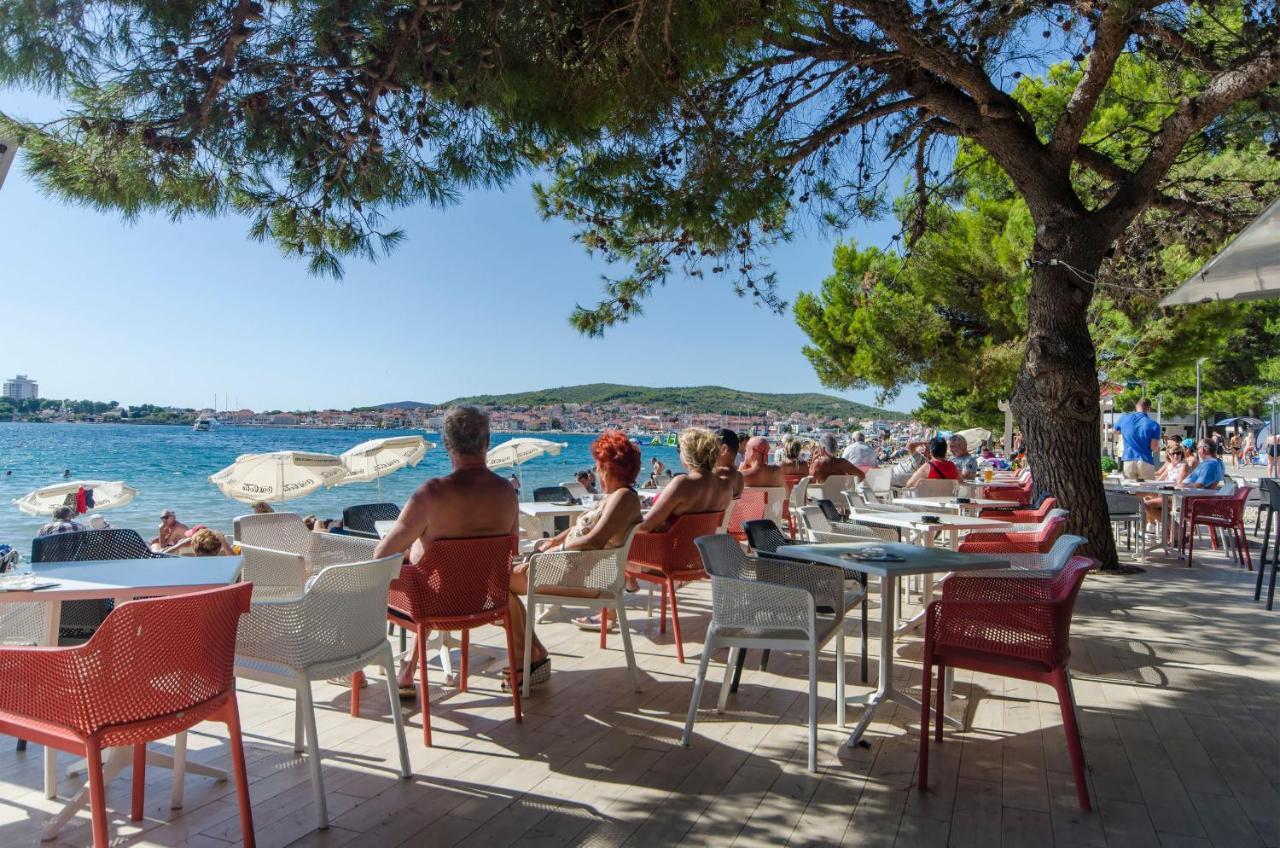 Apartments Karolina Vodice Bagian luar foto